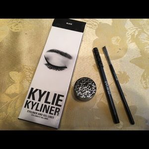 Kylie Cosmetics Black Kyliner